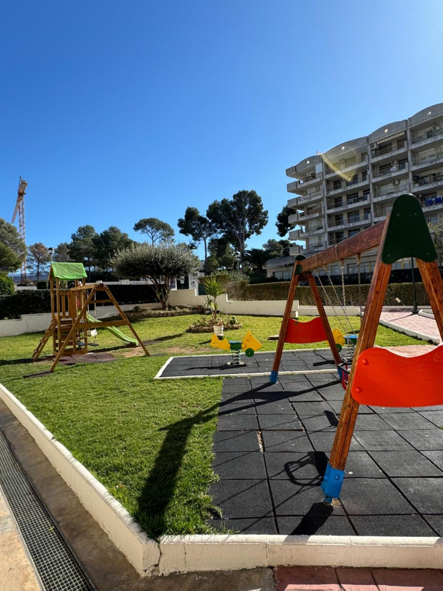 Apartamento Completo Junto A La Playa Salou Bagian luar foto